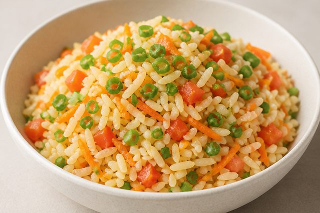 Arroz Brasileirinho com Cenoura e Tomate