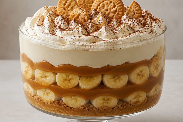 Banoffee na taça com mousse de doce de leite e chantilly