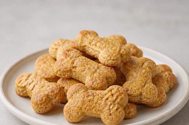 Biscoitos de banana e aveia para cães