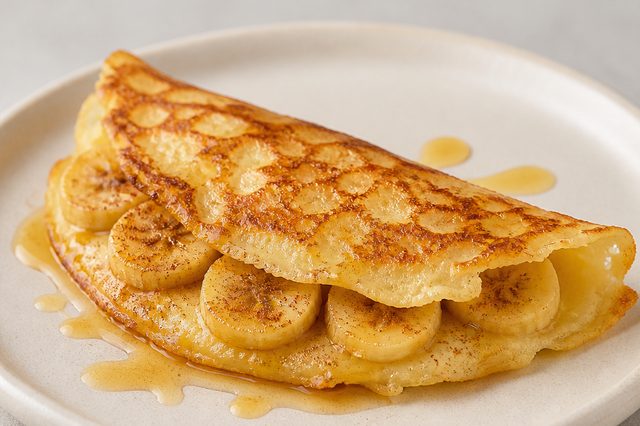 Casquinha de queijo com banana e canela