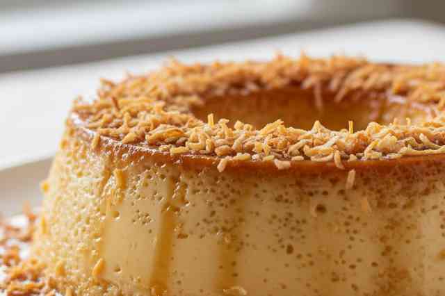 Flan Dourado de Coco