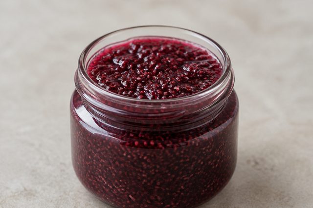 Geleia rápida de chia com suco de uva