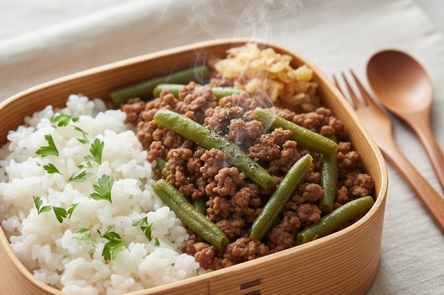 Marmita de Carne com Vagem e Arroz