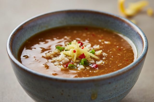 Molho oriental de shoyu e gengibre