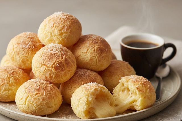 Pão de Queijo Rápido