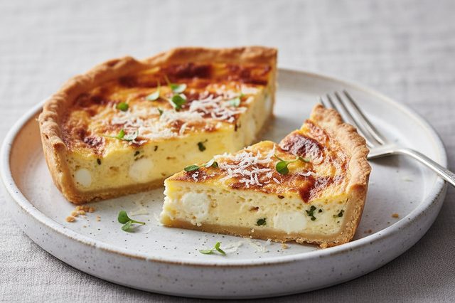 Quiche de queijo minas com meia-cura
