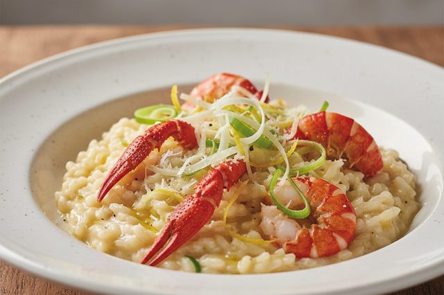 Risoto de lagostim com limão e alho-poró