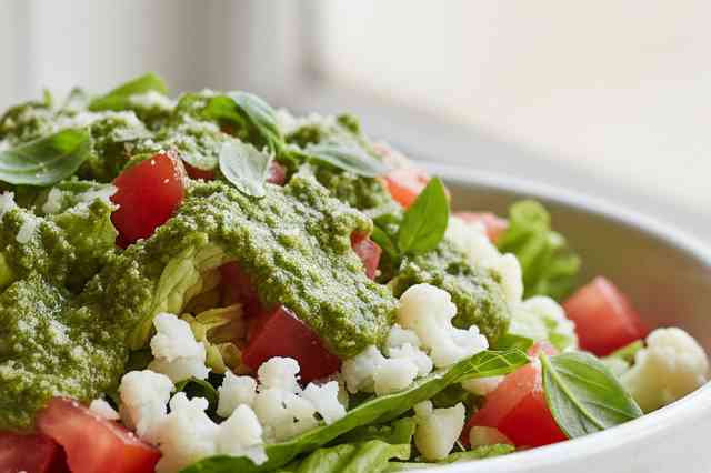 Salada ao Pesto